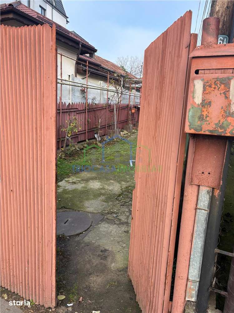 Casa demolabila, teren 651 MP - Imagine principală: 1/4