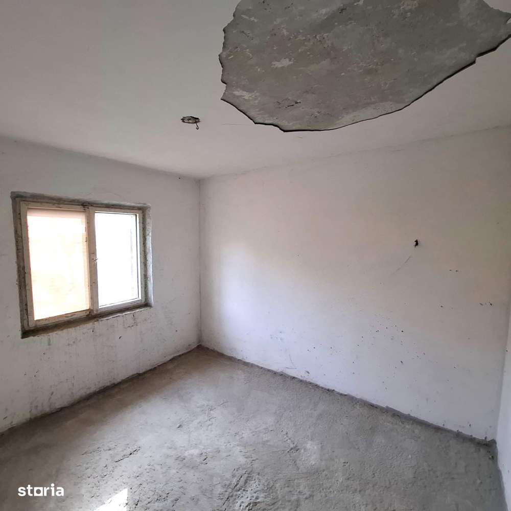 Apartament spațios cu 4 camere, 84 MP - Imagine principală: 5/10