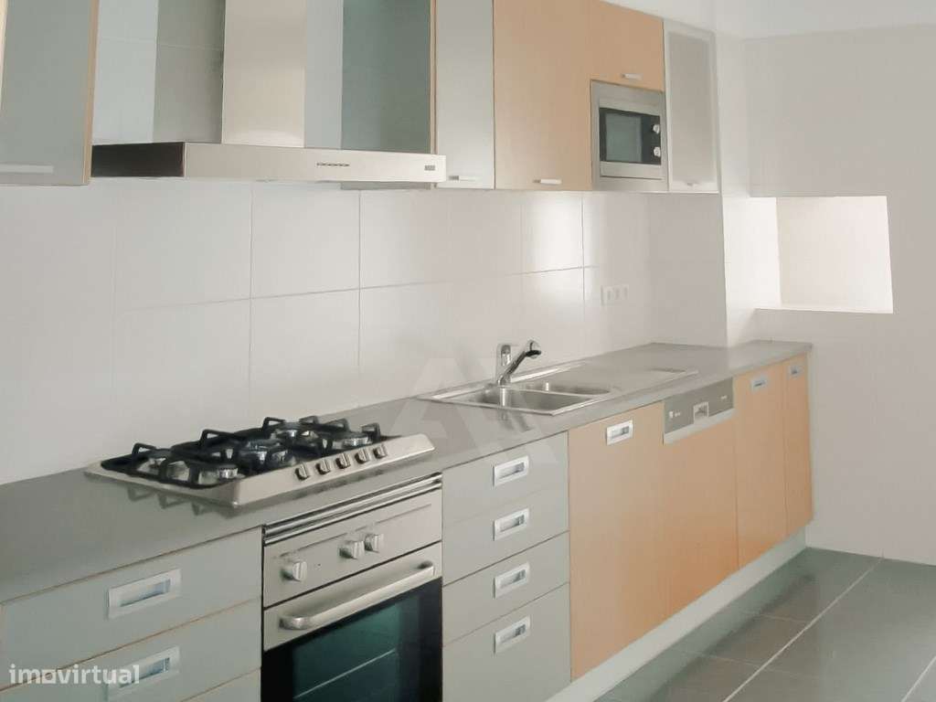 Apartamento T3 em S. Domingos de Rana com Estacionamento - Grande imagem: 3/14