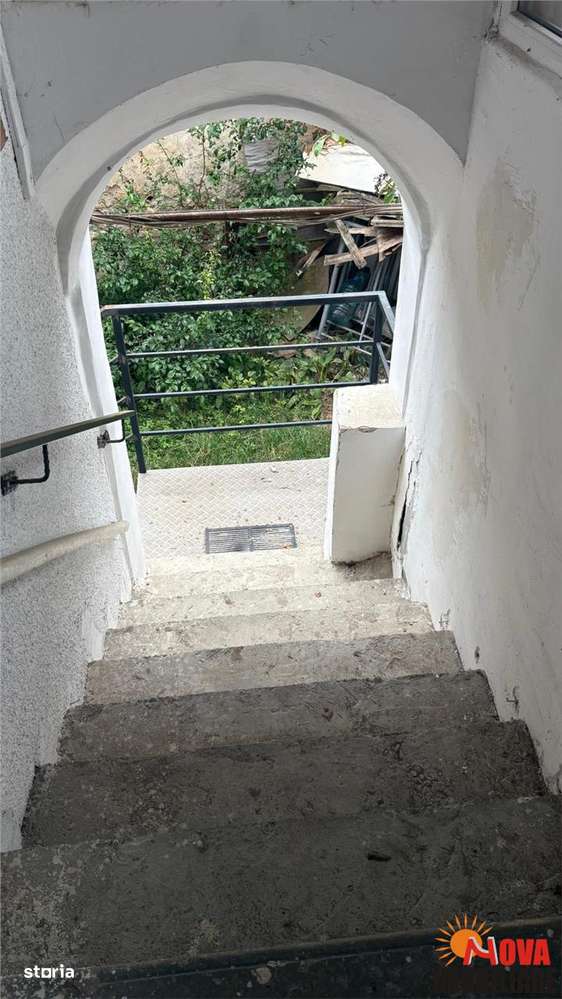 Apartament spatios în Casa Istorica – Ideal pentru Regim Hotelier-1