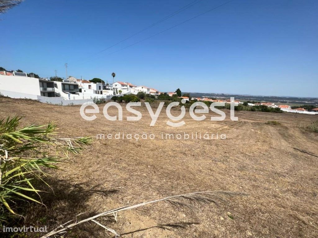 Terreno com 5460m com vista para o Campo em Salir do Porto