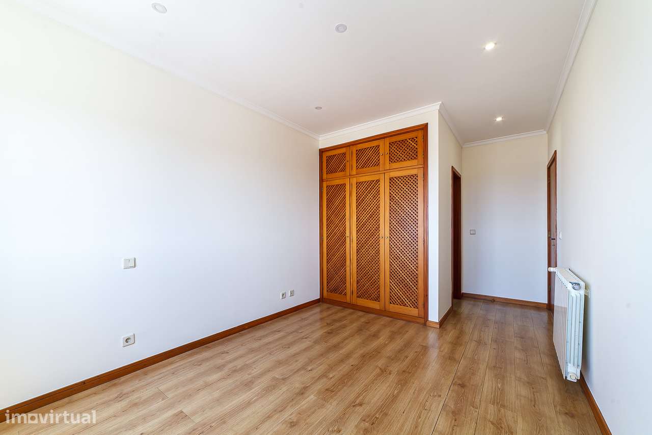 T2 com 127 m², vista mar, box fechada, excelente exposição Solar-25