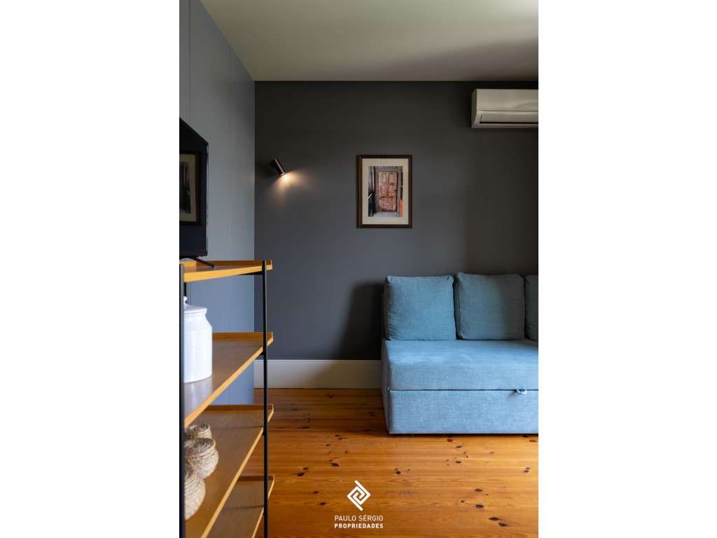 Apartamento T1 na Rua Entreparedes | Excelente Oportunidade de Inve...-9