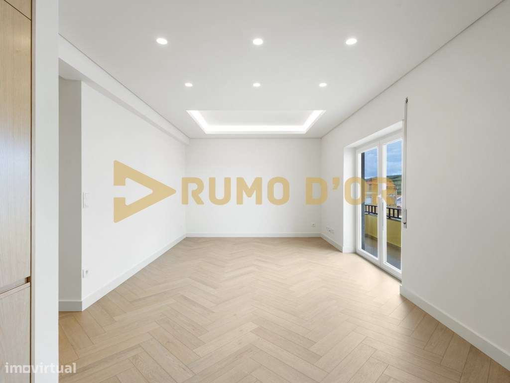 Exclusivo T2 com Vista Mar em Santa Cruz Elegância, Conforto e Loca...-5