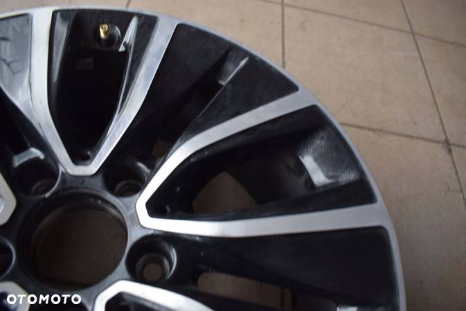 Felga aluminiowa Mercedes 7Jx17 5x112 ET48.5 - 7