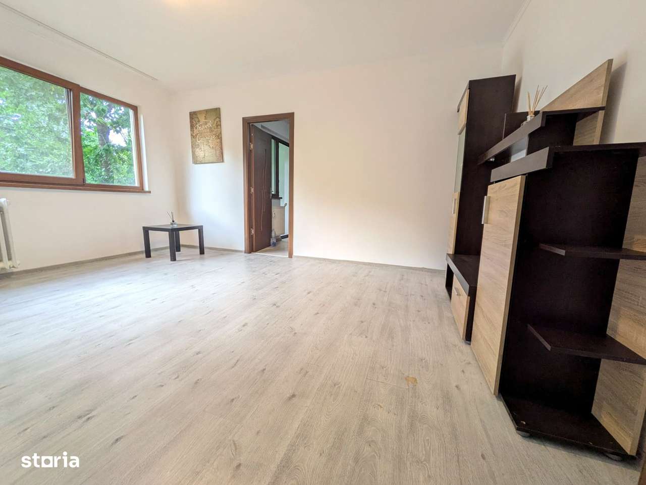 Kaufland Milcov- Apart. 2 camere, etaj 1/4, balcon inchis, Semimobilat - Imagine principală: 5/9