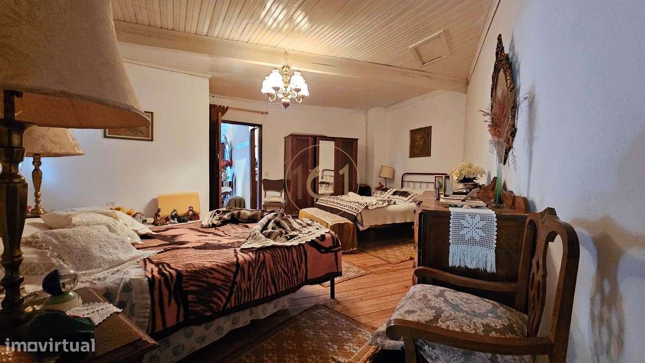 Duas Casas em Sendim - Miranda do Douro-29