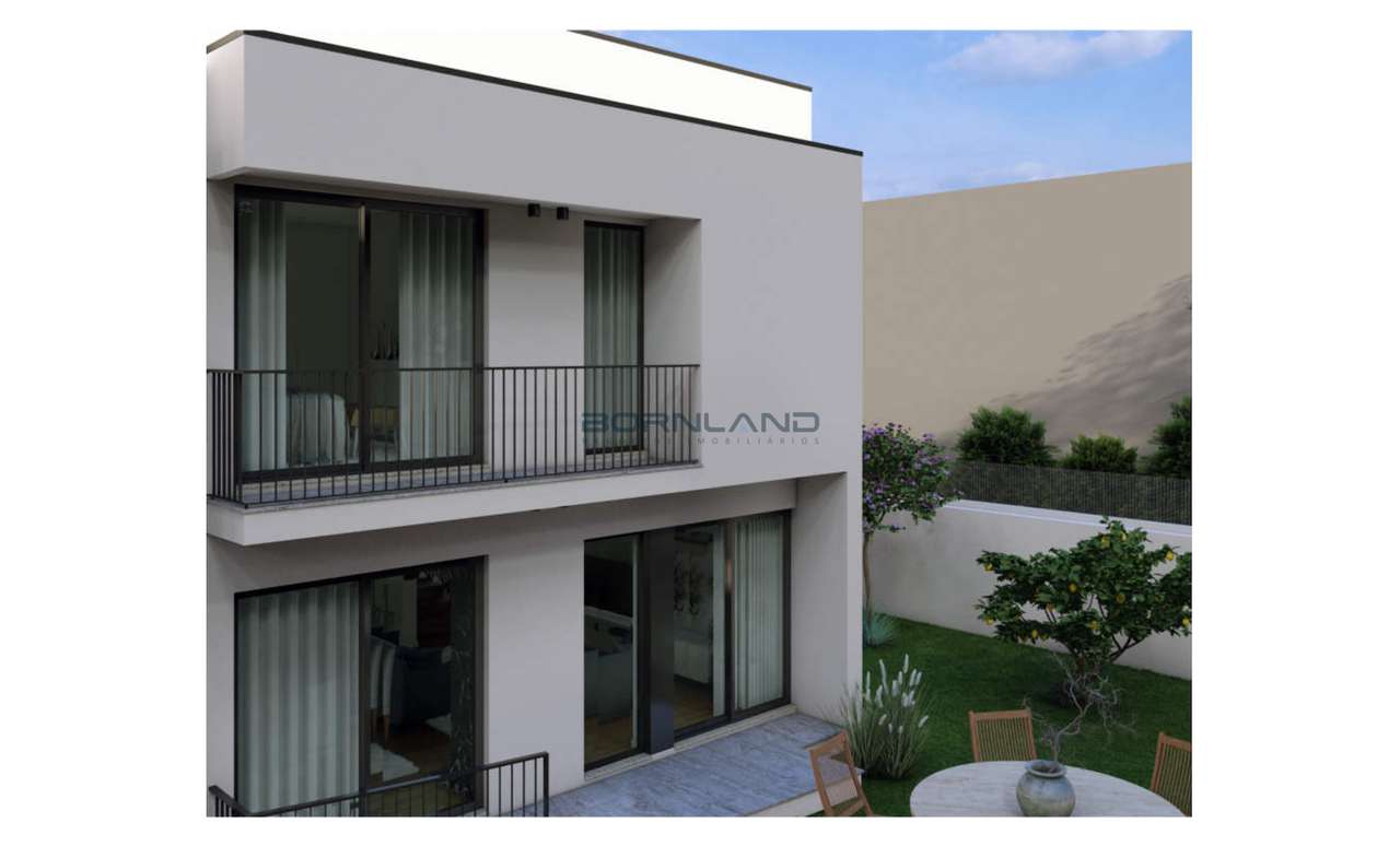 Moradia em Banda T3-1