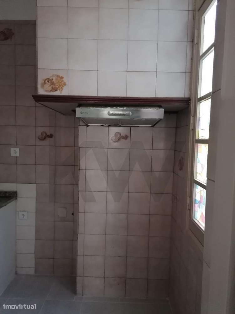 Apartamento T2+1 com excelente localização- para investimento - Grande imagem: 5/39