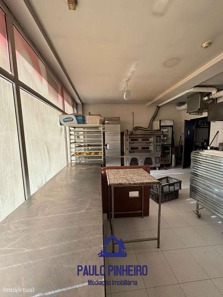 Trespasse de Confeitaria – Pão Quente | Rio Tinto-14