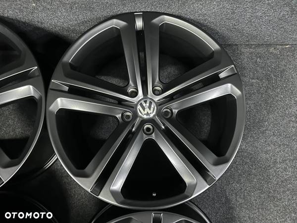 Alufelgi VW Touareg R-Line, Audi Q7, Poesche Cayenne 21 cali 5x112 4szt. Bardzo Ładne! - 5