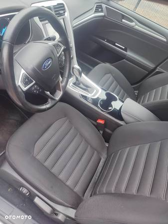 Ford Mondeo - 18