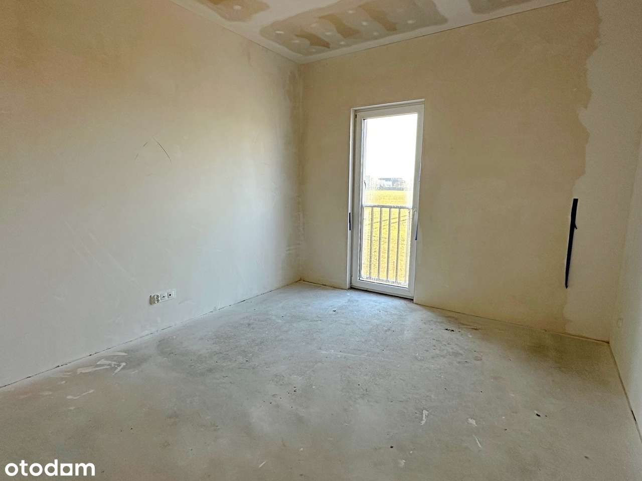 bez skosów/ DUŻY SALON/ kominek/ ogrz. podłogowe /światłowód-15