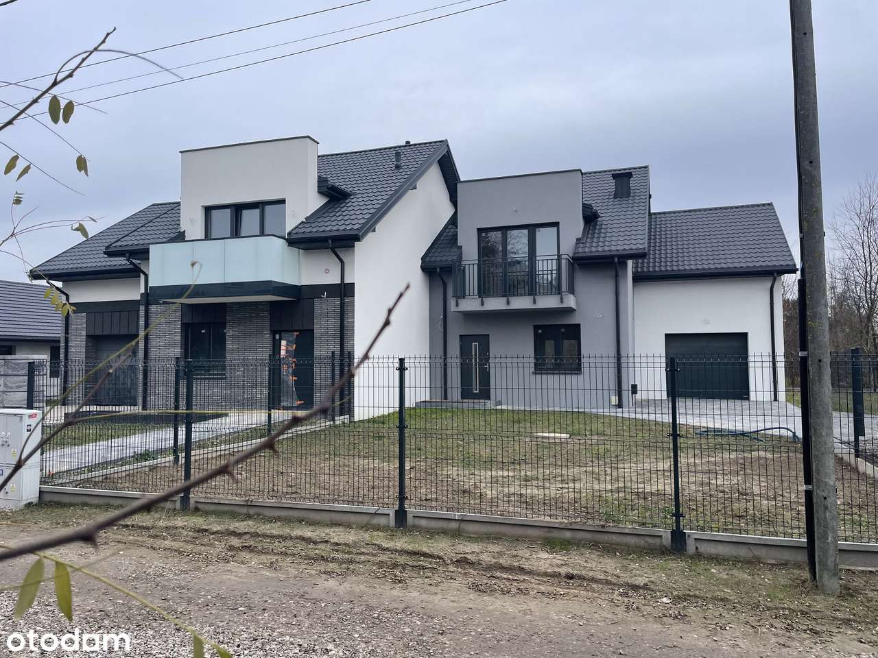 Dom w zabudowie bliźniaczej - Pełny obrazek: 2/20