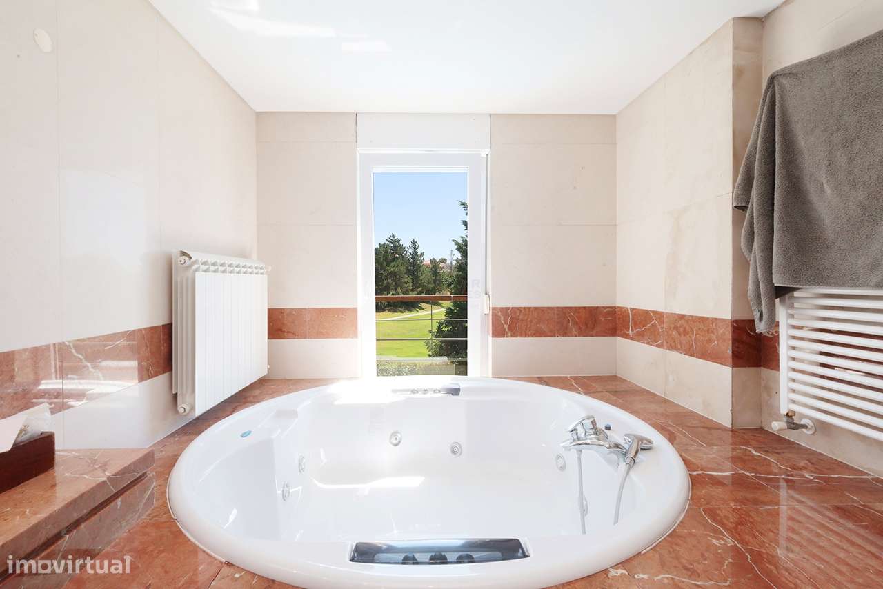 Moradia T6 – Belas Clube de Campo – Golfe – Auto sustentável-39
