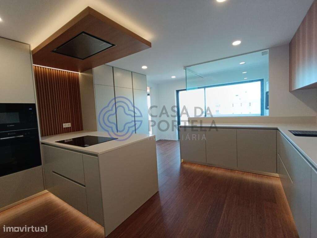 APARTAMENTO T5 - REQUINTE E CONFORTO - Grande imagem: 4/48