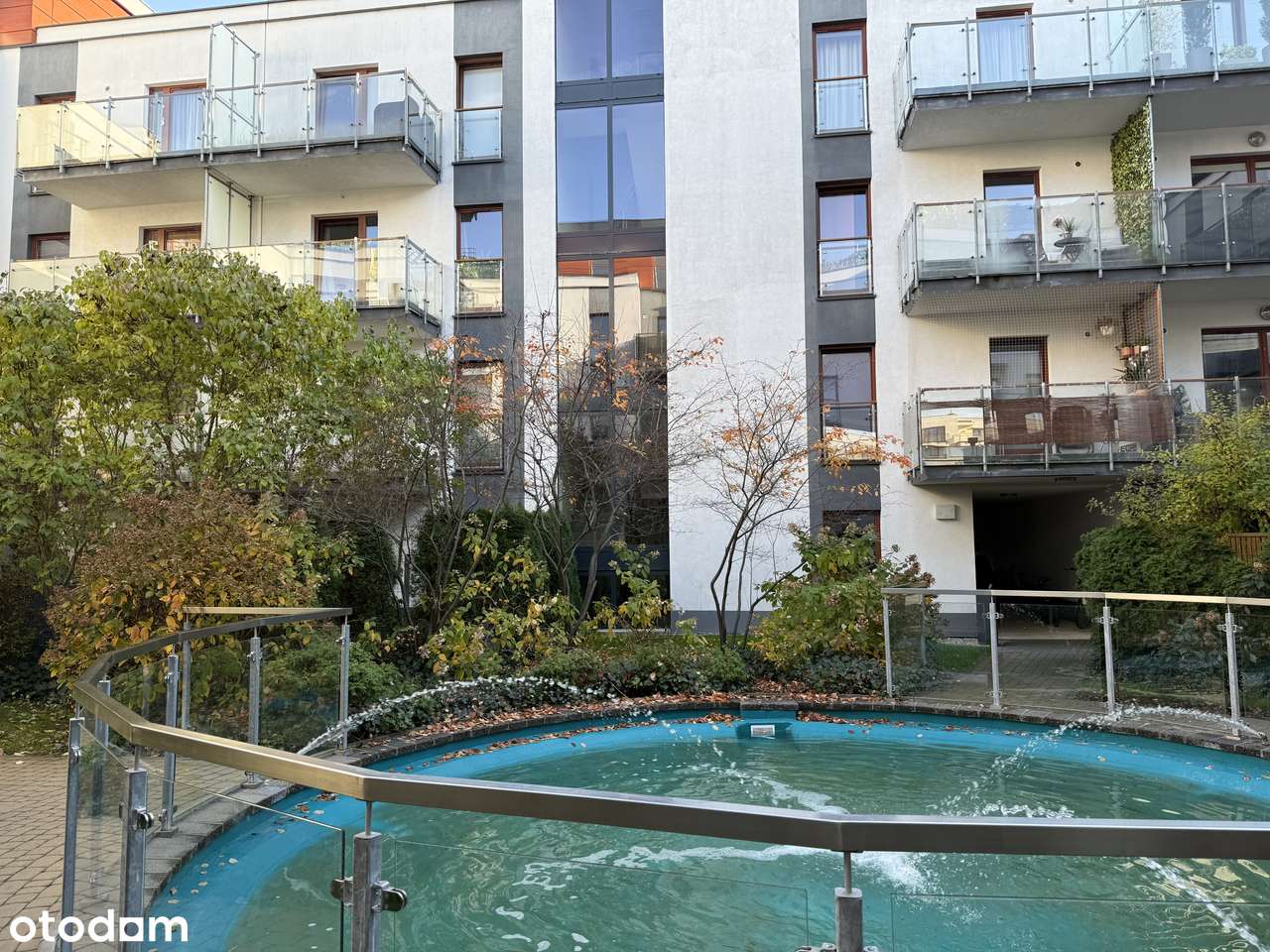 Dwustronne w sercu Miasteczka Wilanów-14