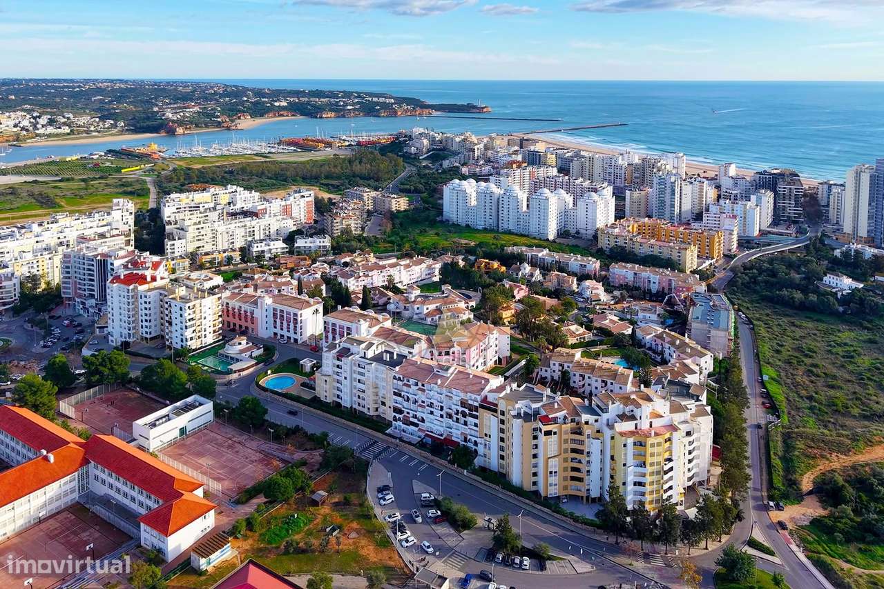 Apartamento T2 virado a Sul , com Garagem na Vila Rosa - Portimão-47