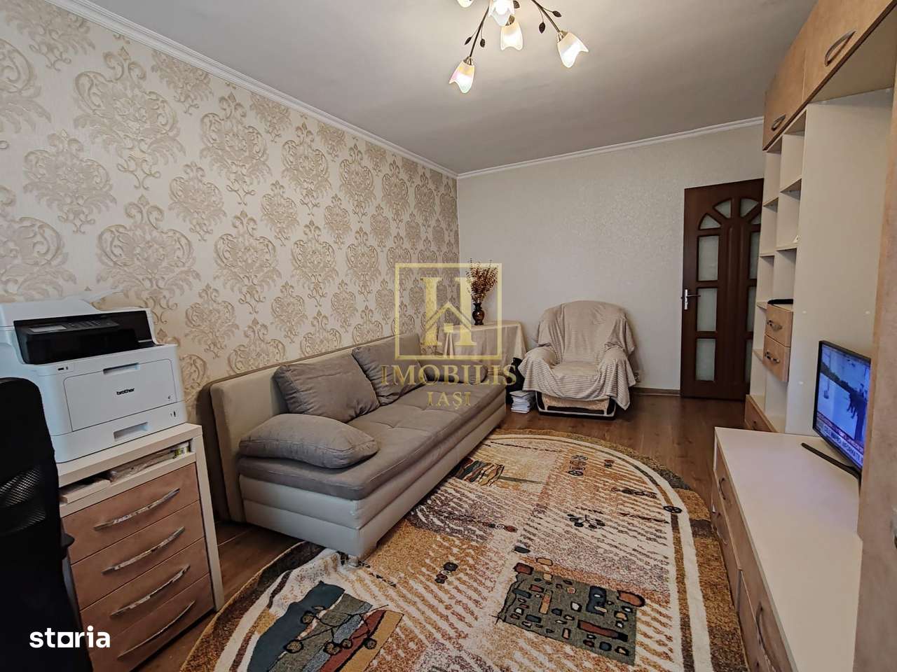 Prima inchiriere! Ap. 2 decomandat, et.2-Podul de Fier -450euro - Imagine principală: 5/8