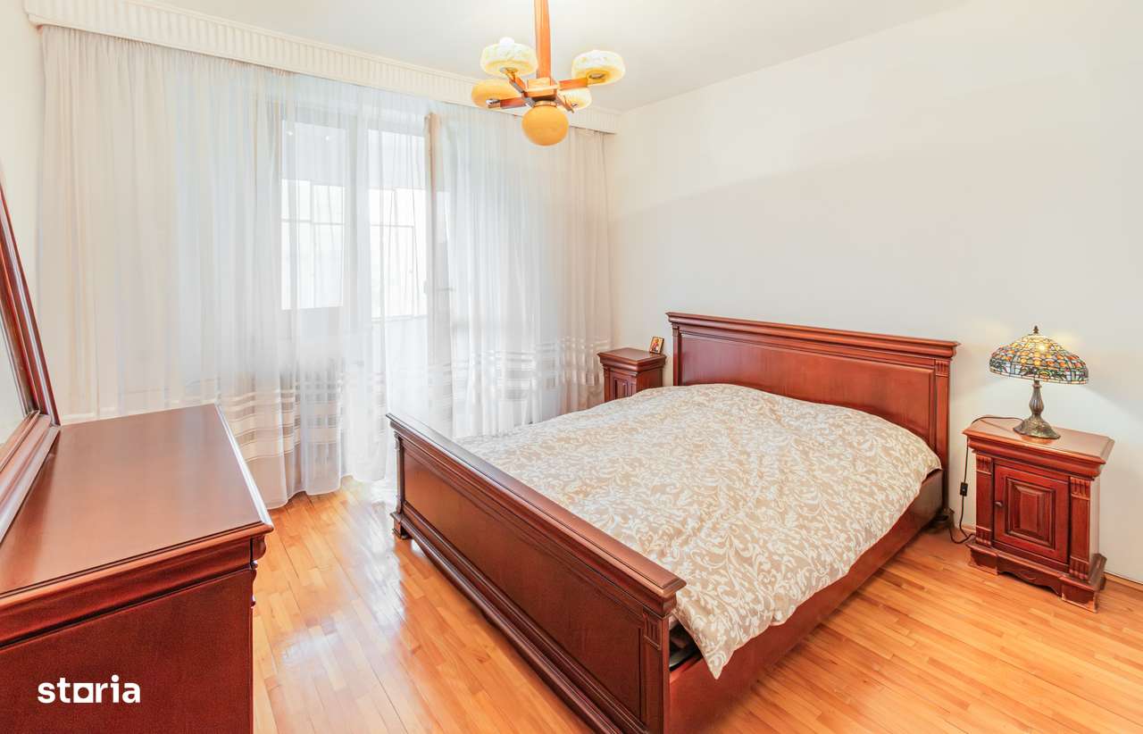 Tineretului metrou, Piata Norilor, ap. 4 camere.-5