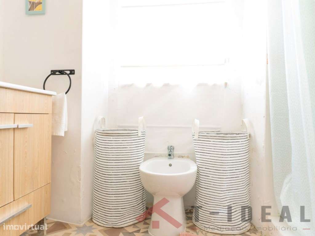 Moradia Renovada Perto Praias-30