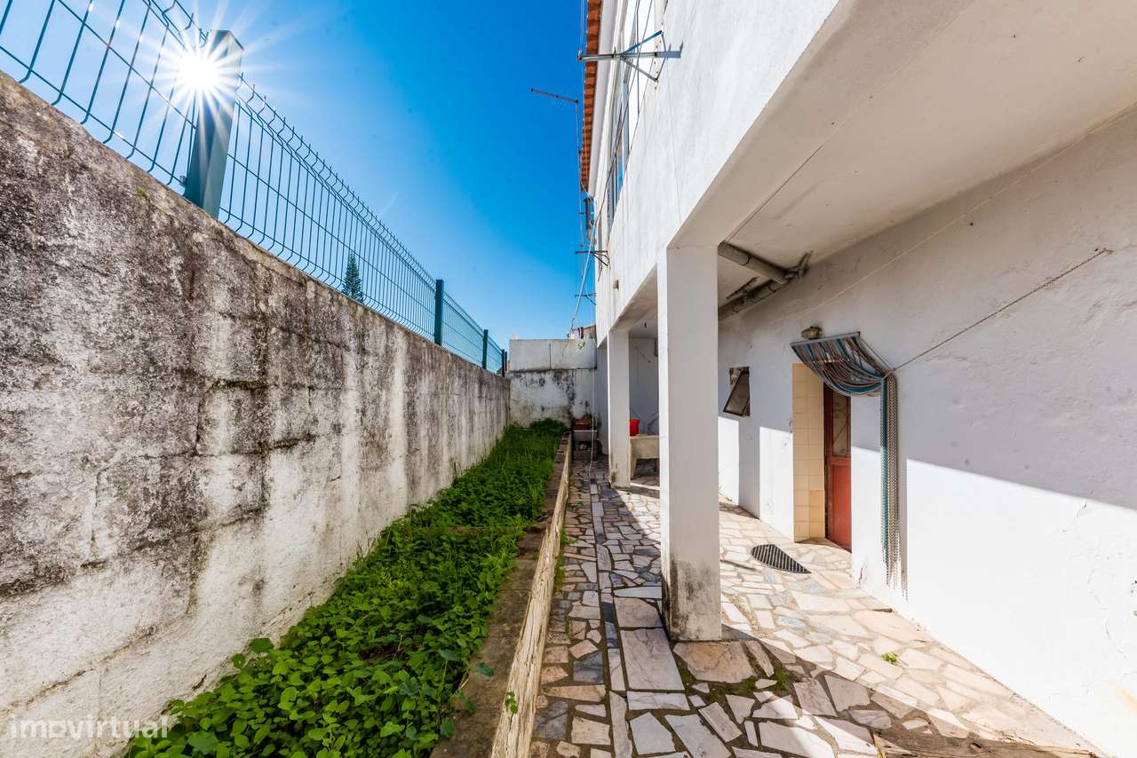 Moradia T5 com mais de 200m2 em Boliqueime-38