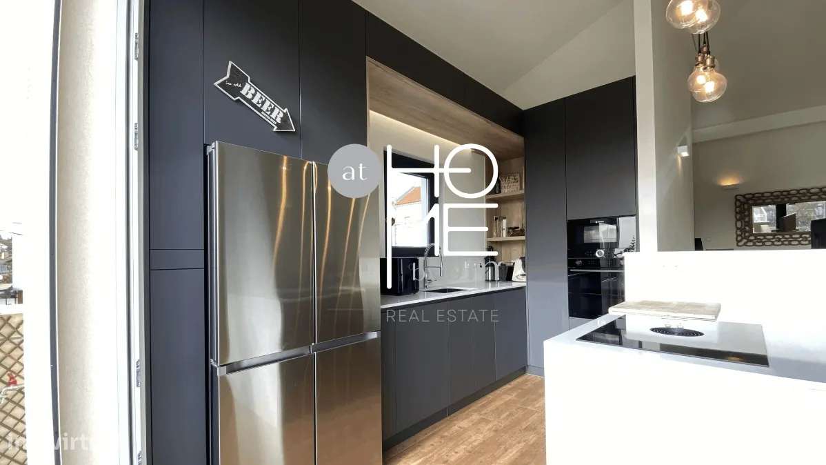 Caramão da Ajuda | Moradia T3 geminada única | Com garagem e terraço-3