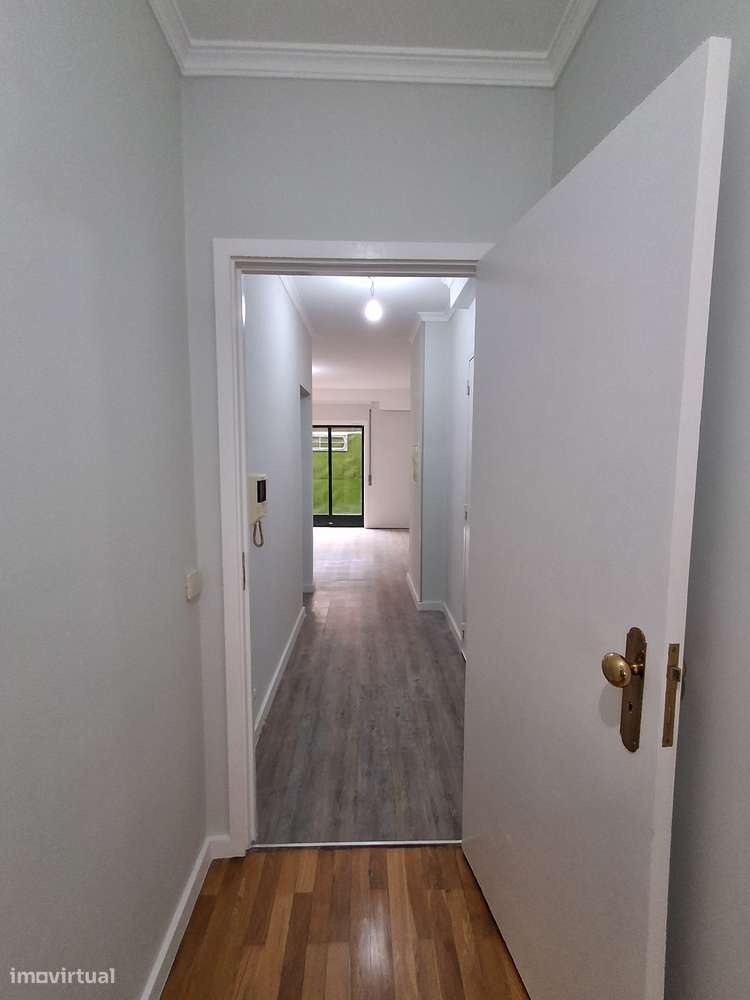 Apartamento T1 +1 com 77m² Matosinhos-18