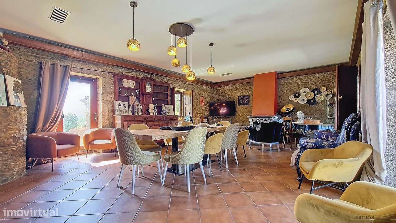 Venda de quintinha V4, com terraço, em Balasar, Póvoa de Varzim - Grande imagem: 1/17