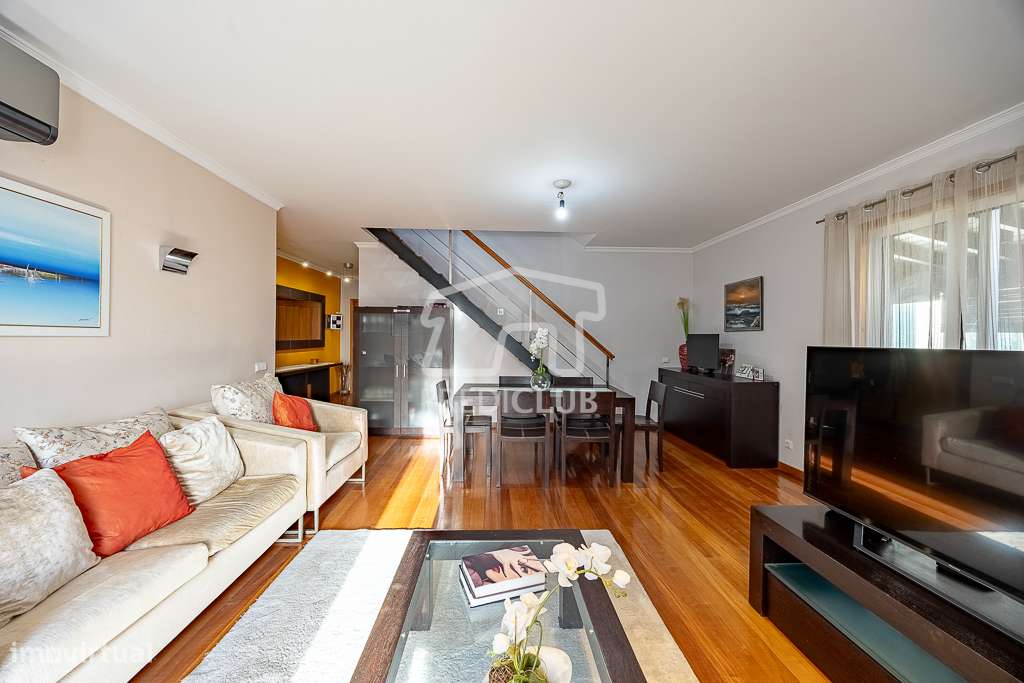 Penthouse T2 + 2 - Caniço - Grande imagem: 2/26