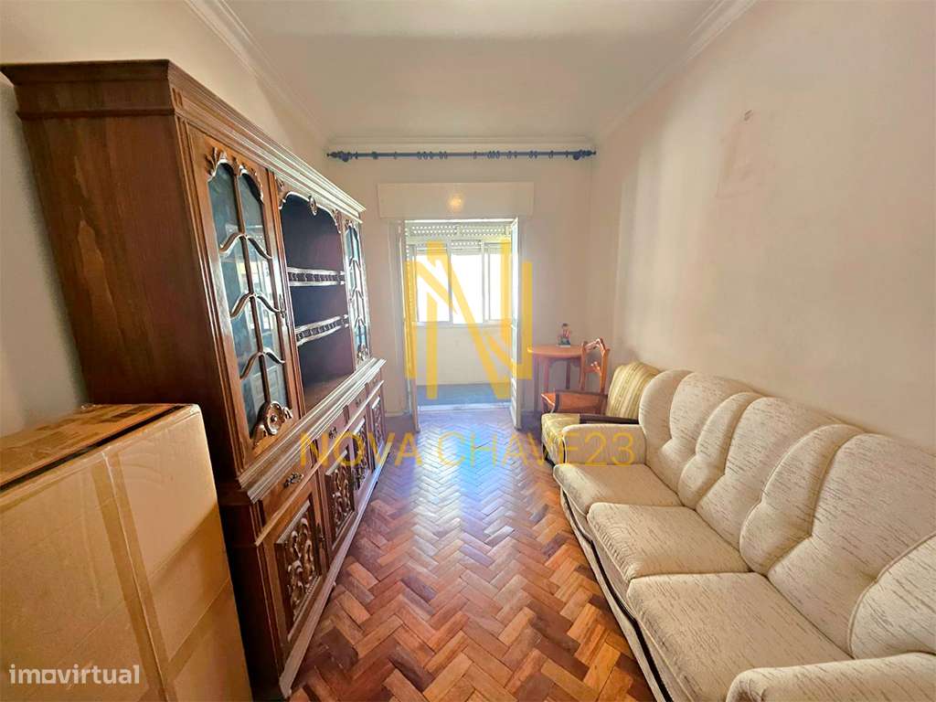 Apartamento T2 Soalheiro em São Domingos de Benfica-19