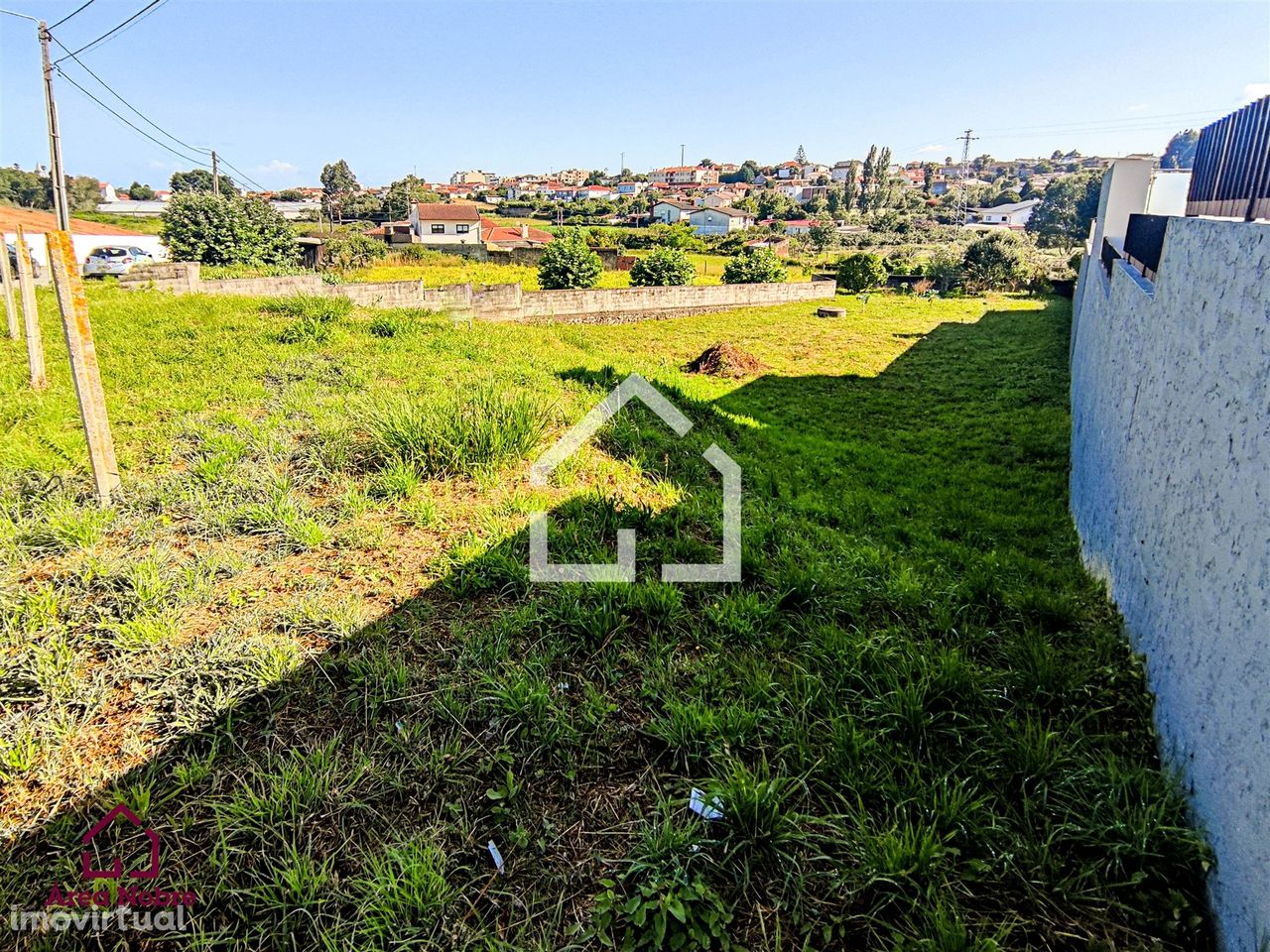 Lote de Terreno com 887 m2 de Área Total, em Cortegaça!