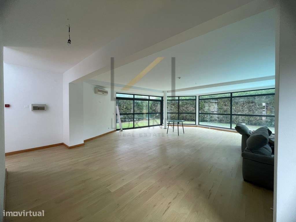 Moradia T3 com Piscina no Condomínio Palmela Village, Quinta do Anj...-23