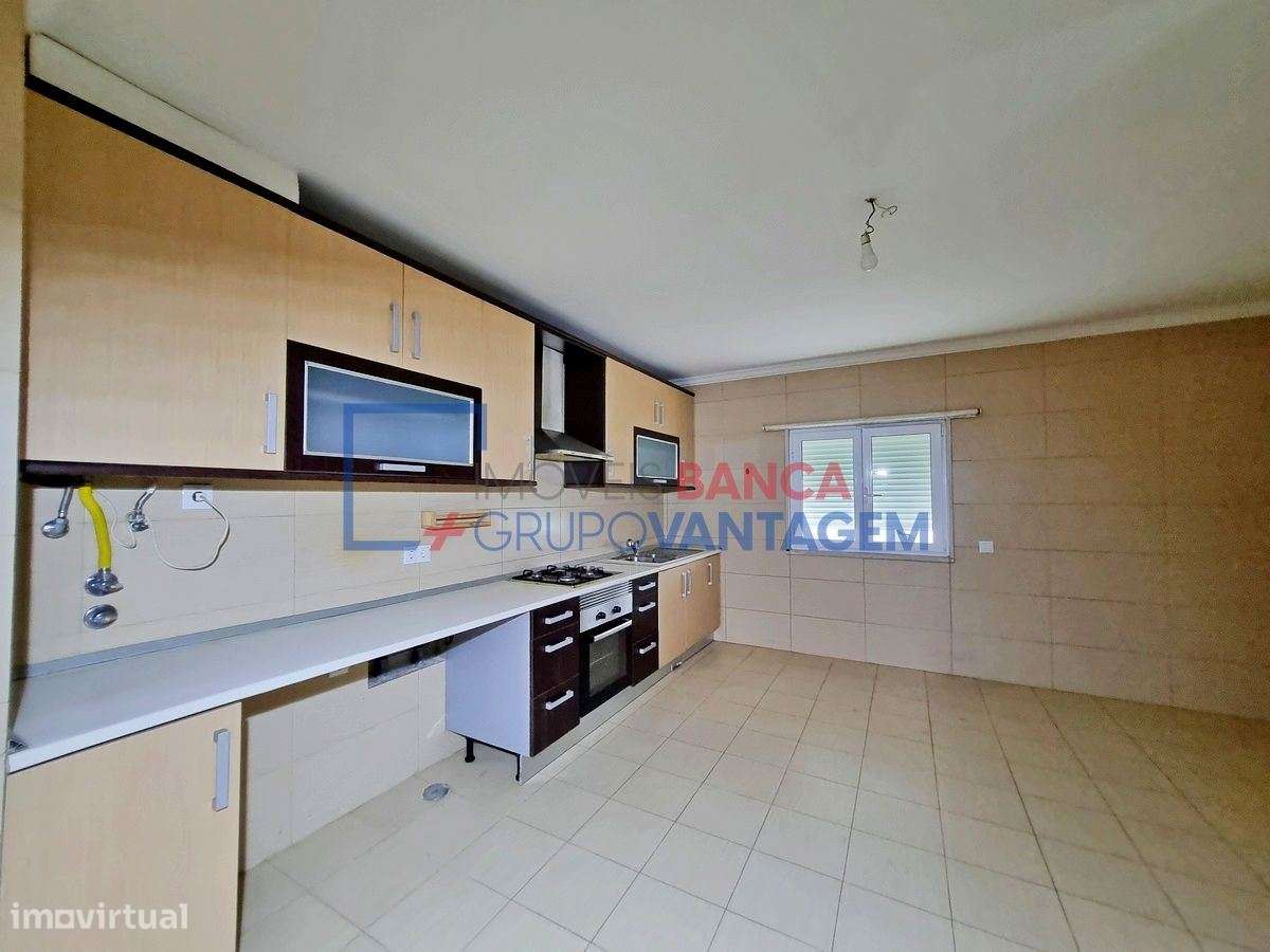 Apartamento T2 em Azeitão (Setúbal) - Grande imagem: 4/21