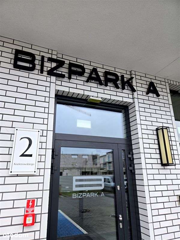 Lokal Użytkowy Dostępny Od Stycznia 2026 ! - Pełny obrazek: 4/19