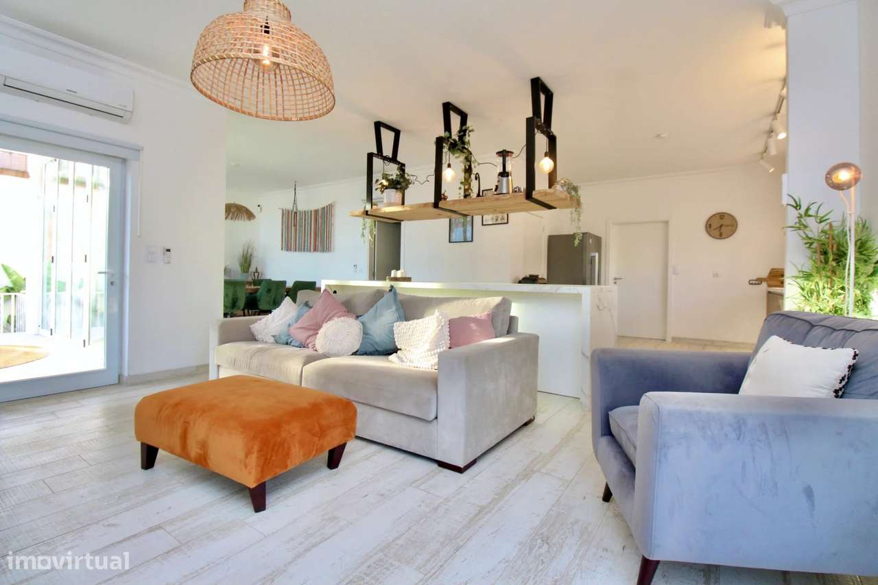 Moradia  V5  Luxuosa com Piscina na Fuzeta - Grande imagem: 3/37