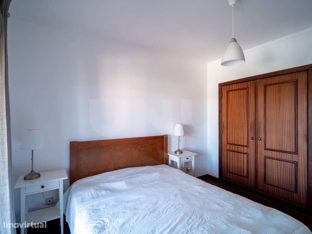 Moradia T3 com Garagem, Piscina e Vista Deslumbrante sobre a Lagoa ...-17