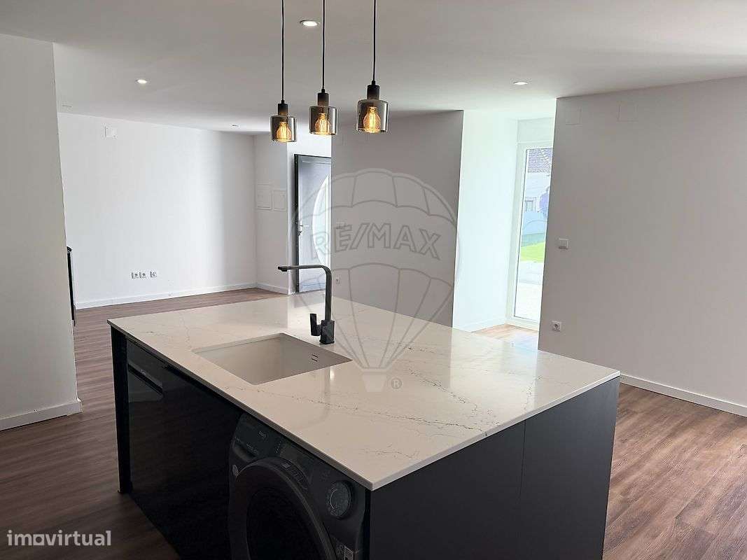 Moradia T3 para venda-17