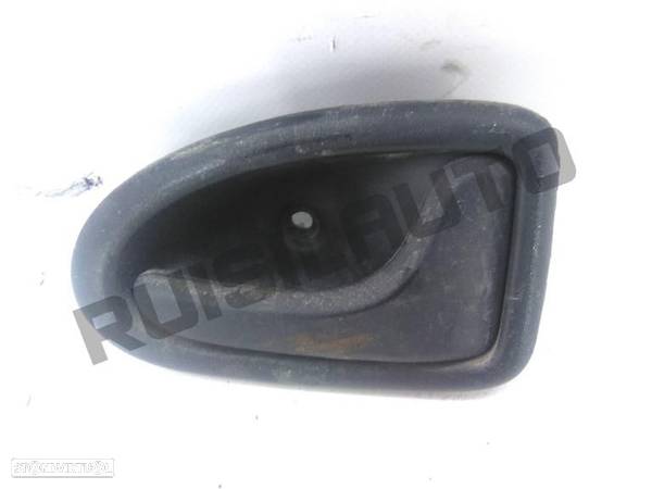 Puxador Interior Frente Direito 82000_28995 Opel Vivaro A [2001 - 1