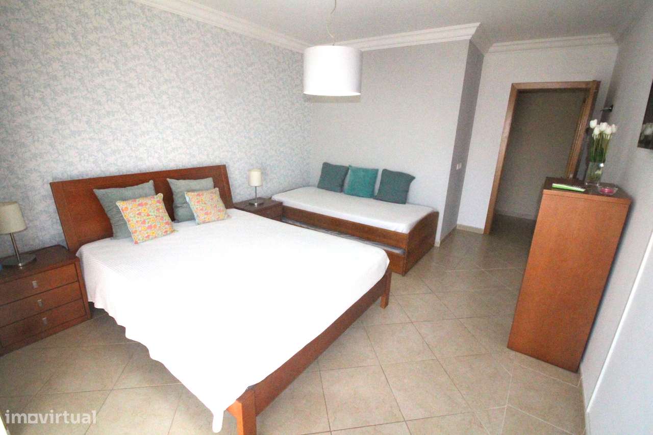 Armação de Pêra T1 Semi-Novo com Piscina, Garagem, 450 mt da Praia-15