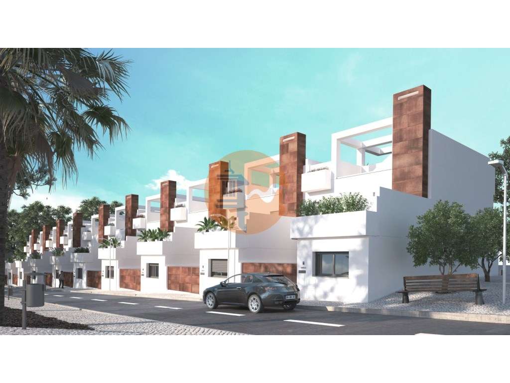 Moradia de tipologia T3 com piscina e vista mar. Em fase de constru... - Grande imagem: 2/37