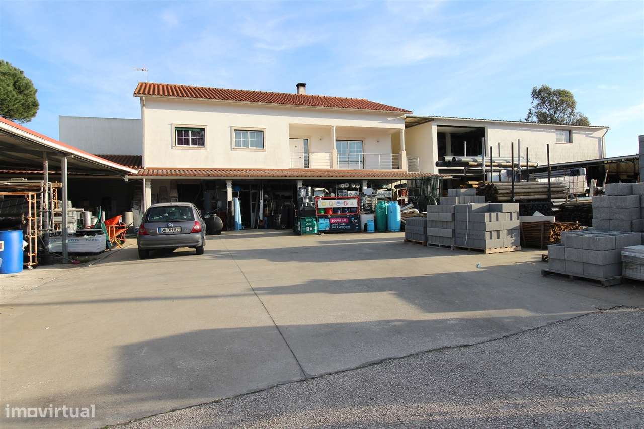 Moradia T3 + Loja/Armazém para comércio/ Com 1400m2 / Boa Vista / Leir - Grande imagem: 3/37