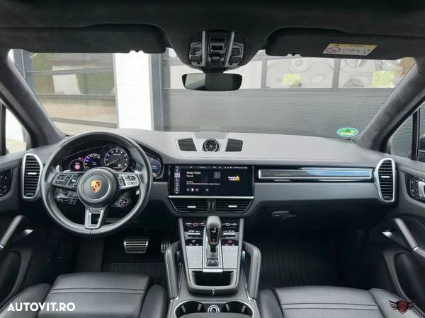 Porsche Cayenne Turbo S E-Hybrid Tiptronic S - 13