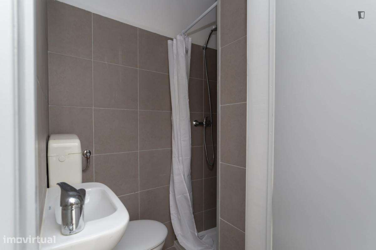 Quarto - localizado em Avenida da Liberdade Lisbon - Grande imagem: 3/8