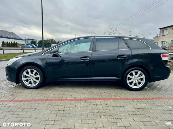 Toyota Avensis 2.0 D-4D Sol+NAVI - 2