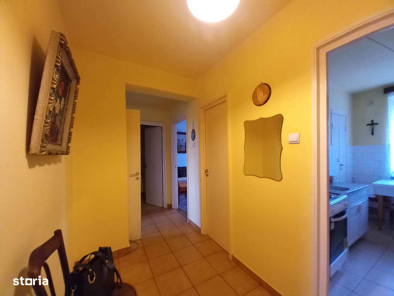 Bd. Unirii - Mc Donald s, apartament 3 camere, decomandat, etajul 2!!-7
