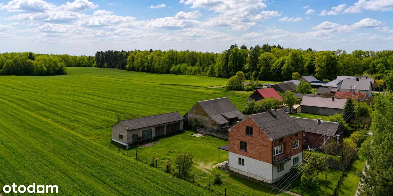 Dom wolnostojący z garażem na dużej działce