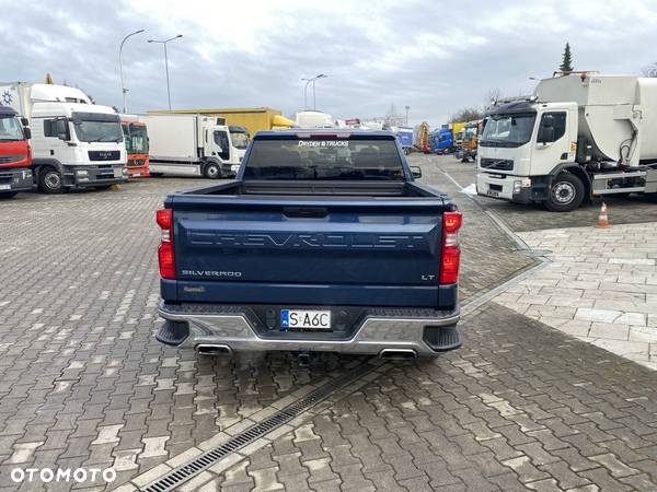 Chevrolet Silverado - 8