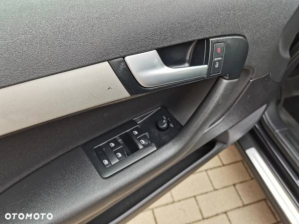 Audi A3 1.4 TFSI Sportback Ambiente - 12