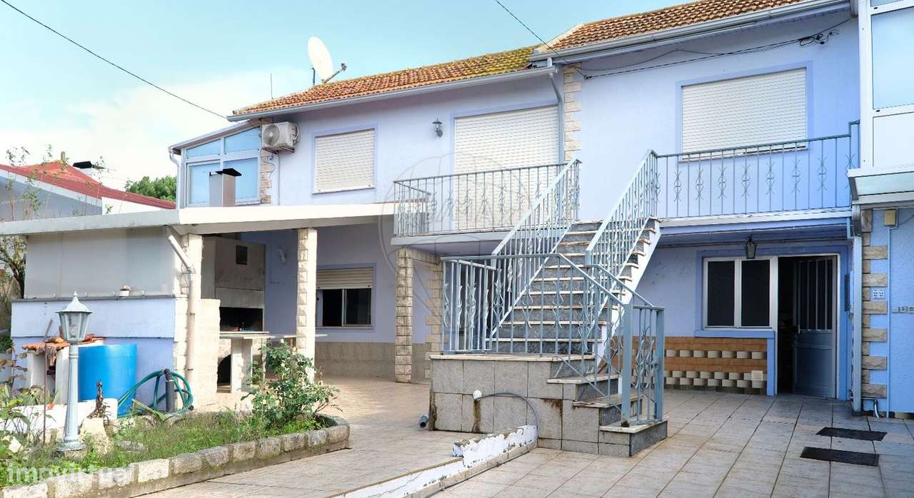 Moradia T2 para venda - Grande imagem: 1/47